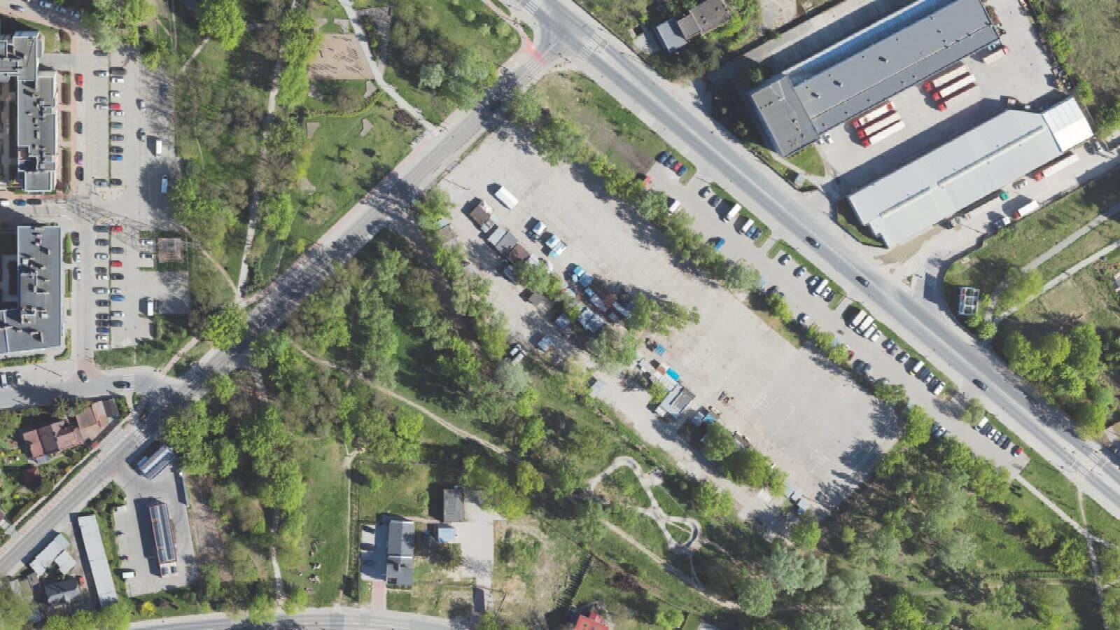 Bazarek Ursus przy ul. Kazimierza Gierdziejewskiego w Warszawie – widok z lotu ptaka