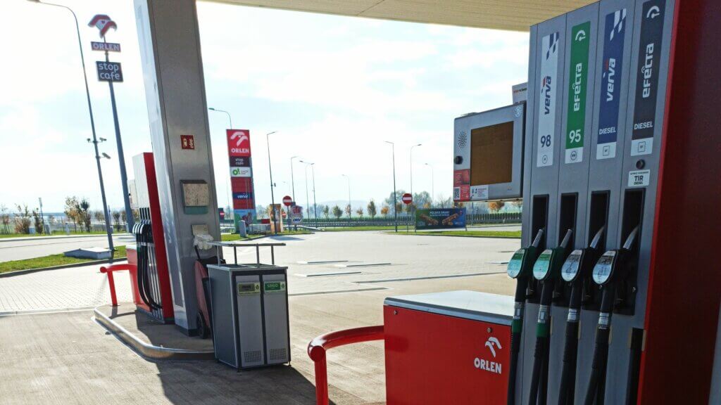 Dystrybutor paliwa ORLEN na MOP Jawor Zachód przy drodze S3